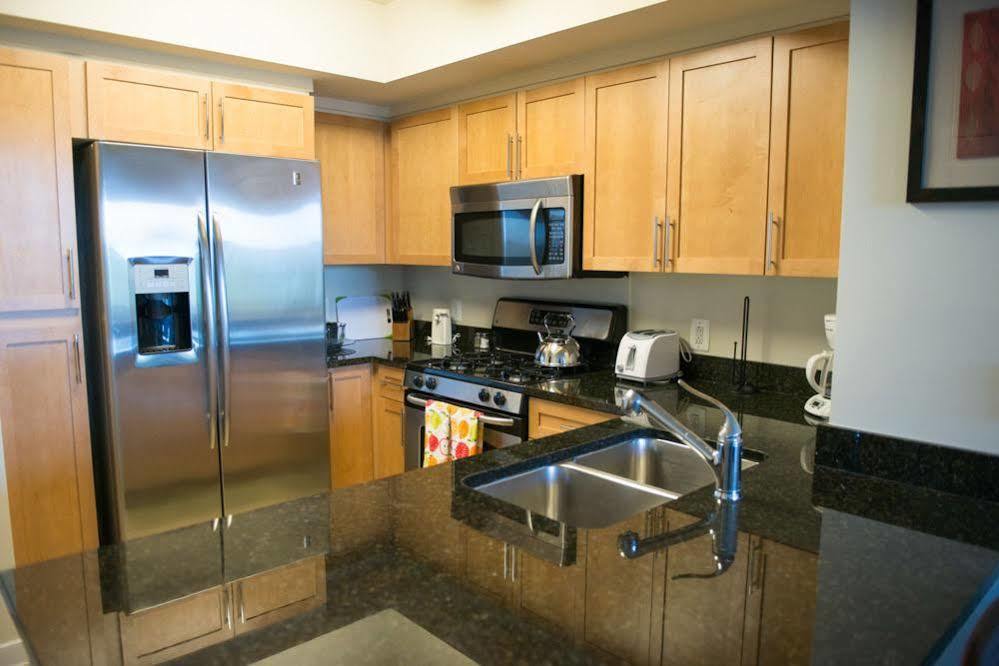 Crystal Quarters Furnished Apartments At The Gramercy Arlington Exterior foto
